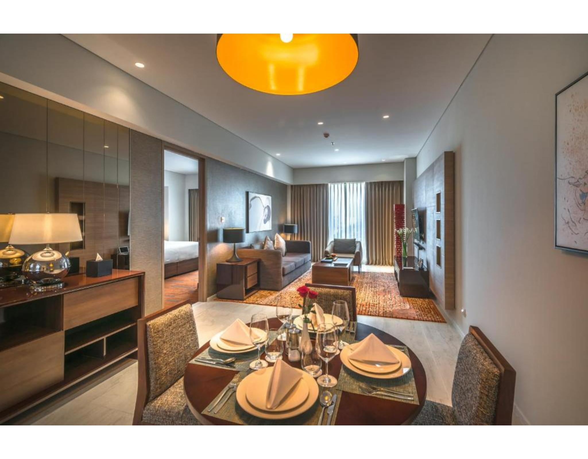 Oakwood Hotel&residence Aparthotel 5*